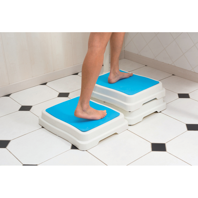 MARCHE PIED BAIGNOIRE MODULABLE